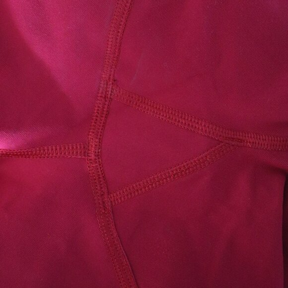 Lululemon Womens Pink Tight Stuff Sz 4 Scalloped Active Crop Run Leggings | 31" - Picture 9 of 11